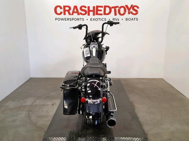 1HD1KH437AB639952 - 2010 HARLEY-DAVIDSON FLTRX 黑色 照片 4