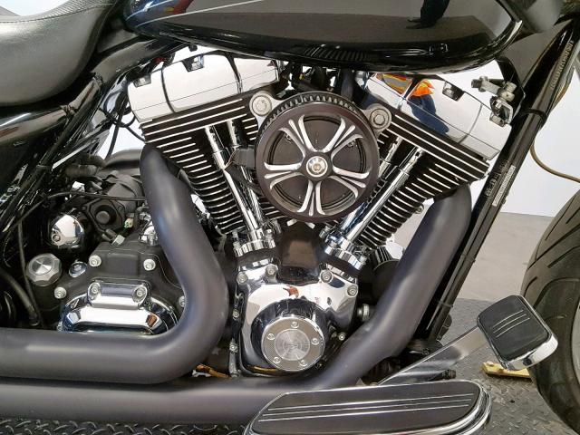 1HD1KH437AB639952 - 2010 HARLEY-DAVIDSON FLTRX 黑色 照片 5