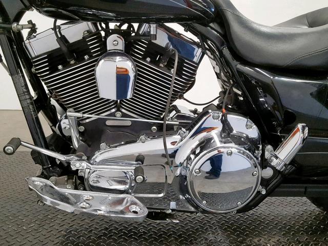 1HD1KH437AB639952 - 2010 HARLEY-DAVIDSON FLTRX 黑色 照片 6