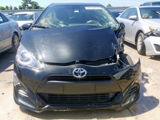 JTDKDTB39H1597080 - 2017 TOYOTA PRIUS C BLACK photo 9