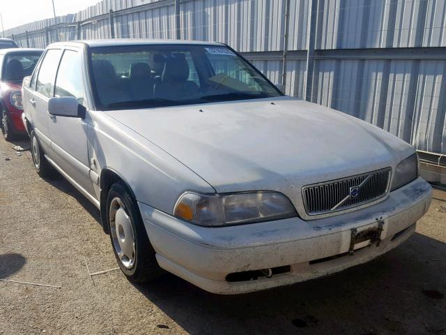 YV1LS55A7X1578424 - 1999 VOLVO S70 WHITE photo 1