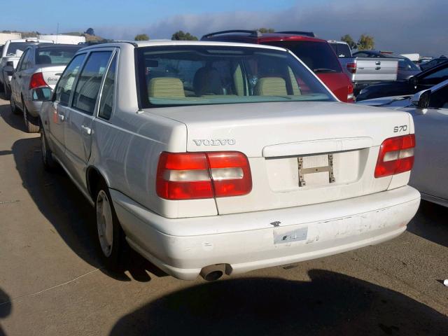 YV1LS55A7X1578424 - 1999 VOLVO S70 WHITE photo 3