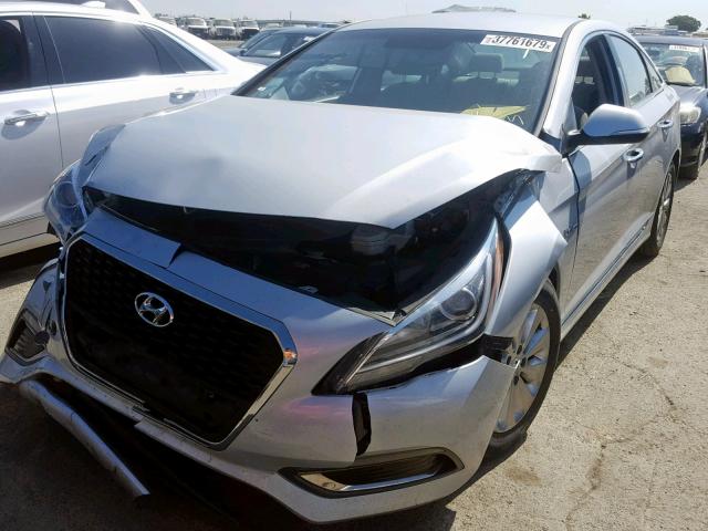 KMHE24L13HA055491 - 2017 HYUNDAI SONATA HYB SILVER photo 2