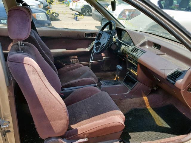 1HGCA6286KA056300 - 1989 HONDA ACCORD LXI WHITE photo 5