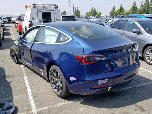 5YJ3E1EB3JF112583 - 2018 TESLA MODEL 3 BLUE photo 3