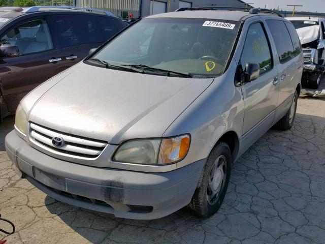 4T3ZF13C21U338174 - 2001 TOYOTA SIENNA LE SILVER photo 2