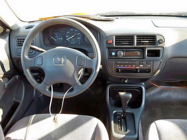 1HGEJ6221VL085121 - 1997 HONDA CIVIC DX SILVER photo 9