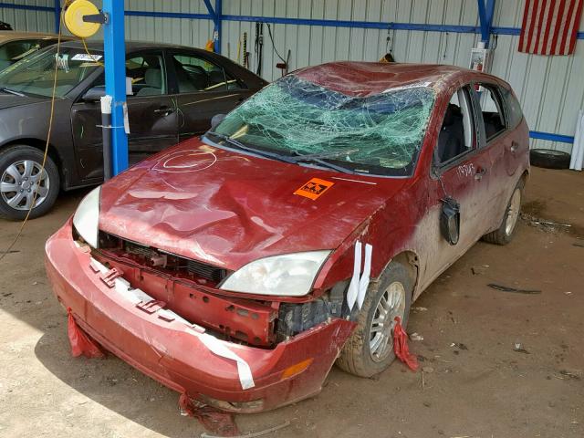 3FAHP37N15R123563 - 2005 FORD FOCUS ZX5 MAROON photo 2