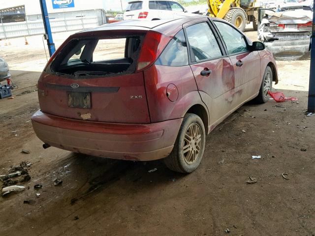 3FAHP37N15R123563 - 2005 FORD FOCUS ZX5 MAROON photo 4