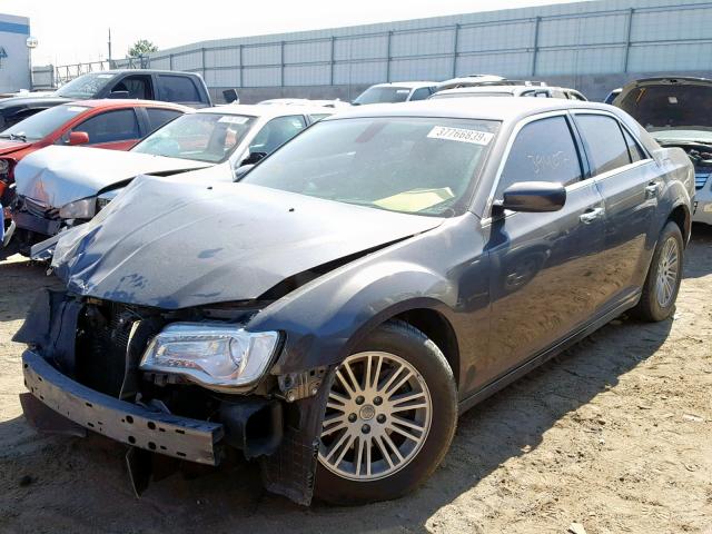 2C3CCAAG5GH206771 - 2016 CHRYSLER 300 LIMITE GRAY photo 2