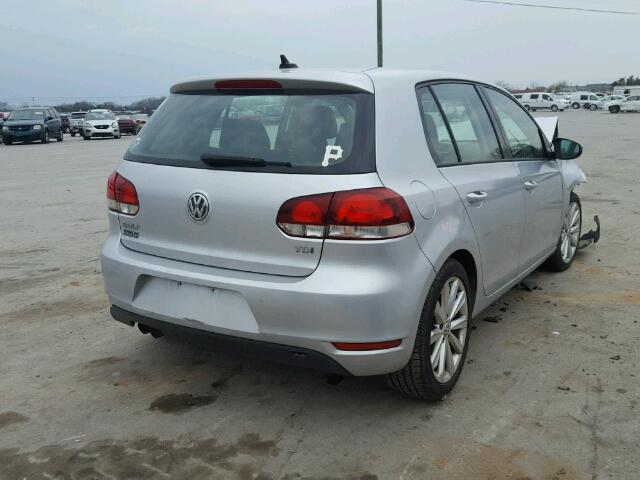 WVWDM7AJ8DW085114 - 2013 VOLKSWAGEN GOLF 银色 照片 4