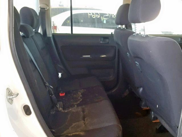 JTLKT324X50219576 - 2005 TOYOTA SCION XB 白色 照片 6