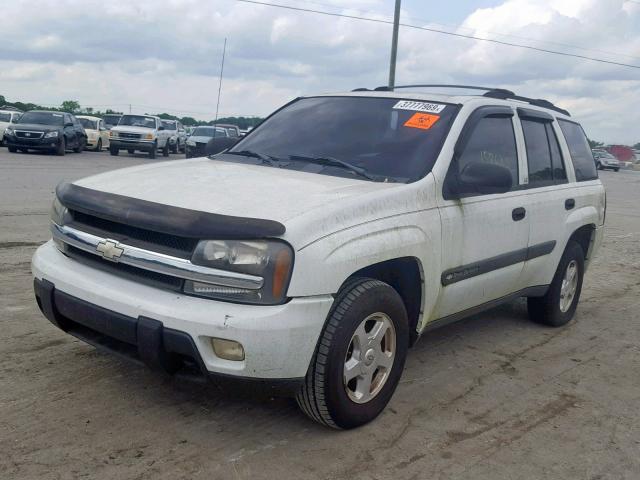 1GNDT13SX42320181 - 2004 CHEVROLET TRAILBLAZE WHITE photo 2