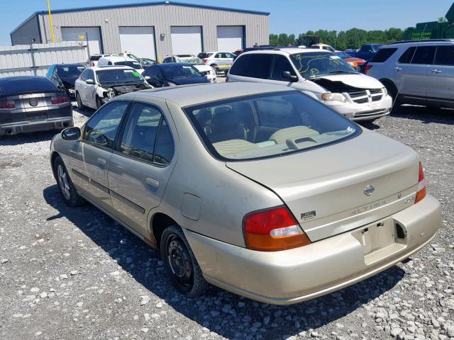 1N4DL01D7XC123206 - 1999 NISSAN ALTIMA XE BROWN photo 3