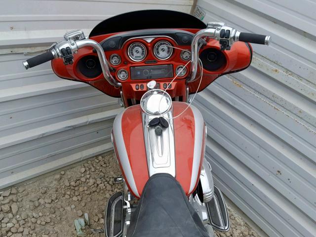 1HD1PR8138Y950253 - 2008 HARLEY-DAVIDSON FLHTCUSE3 RED photo 5