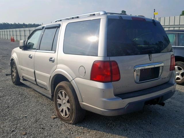 5LMFU27R03LJ16924 - 2003 LINCOLN NAVIGATOR ვერცხლისფერი ფოტო 3