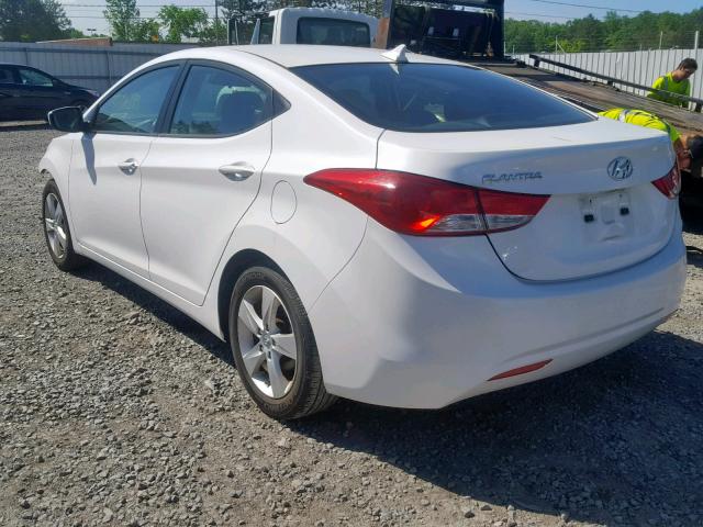 5NPDH4AEXDH440599 - 2013 HYUNDAI ELANTRA GL WHITE photo 3