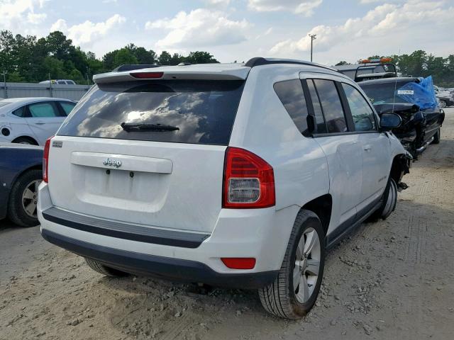 1J4NT1FA2BD286796 - 2011 JEEP COMPASS SP თეთრი ფოტო 4