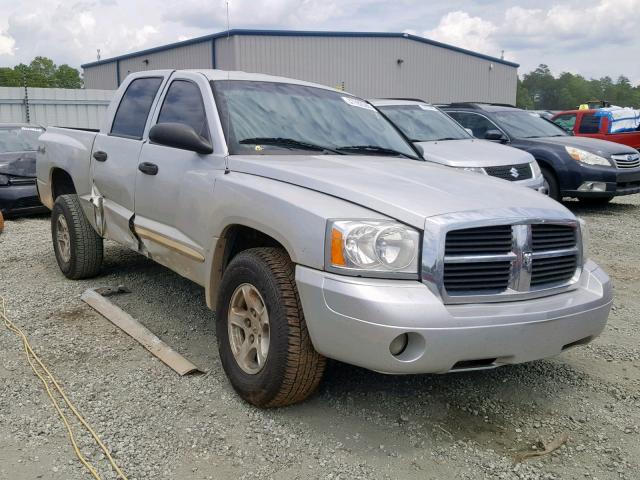 1D7HW48NX5S269259 - 2005 DODGE DAKOTA QUA SILVER photo 1