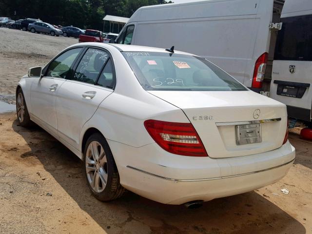 WDDGF4HBXDG017711 - 2013 MERCEDES-BENZ C 250 WHITE photo 3