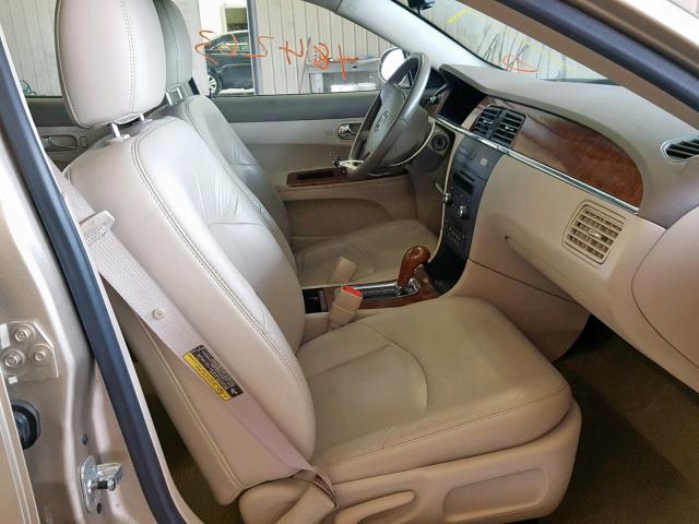 2G4WD532051255389 - 2005 BUICK LACROSSE C GOLD photo 5
