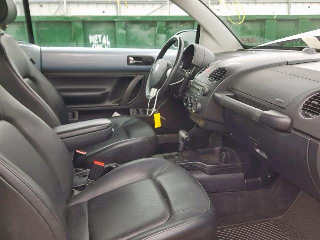 3VWRG3AL6AM009746 - 2010 VOLKSWAGEN NEW BEETLE Mavi foto 5