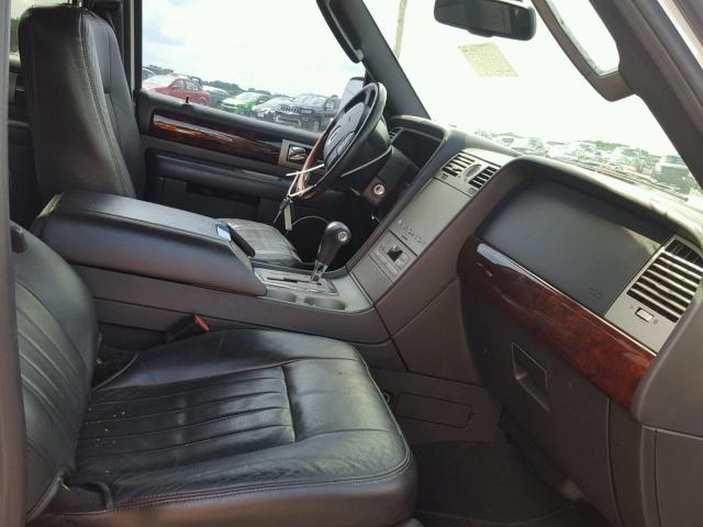 5LMFU27546LJ20685 - 2006 LINCOLN NAVIGATOR 白色 照片 5