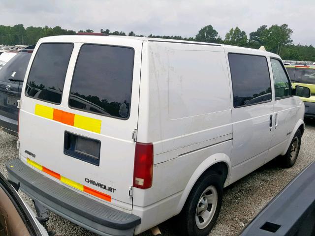 1GCDM19XX2B124666 - 2002 CHEVROLET ASTRO WHITE photo 4