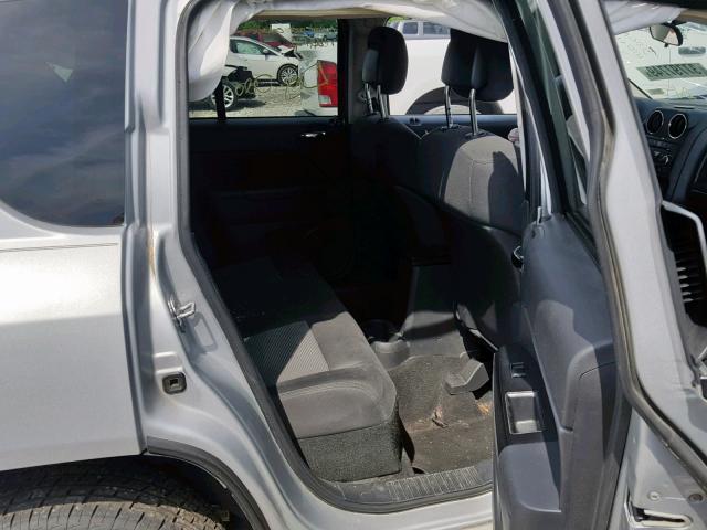 1J4NF1FB9BD212453 - 2011 JEEP COMPASS SP Күміс фото 6