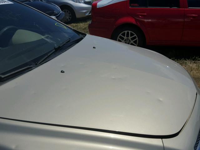 1G1ZC5EB3AF162606 - 2010 CHEVROLET MALIBU 1LT ოქროსფერი ფოტო 9