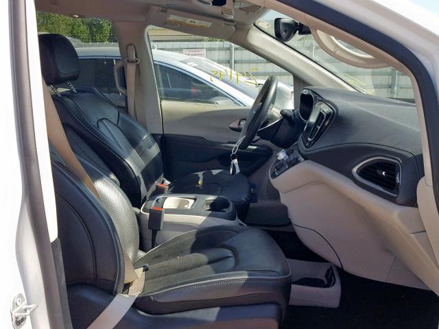 2C4RC1GG3JR170769 - 2018 CHRYSLER PACIFICA L WHITE photo 5