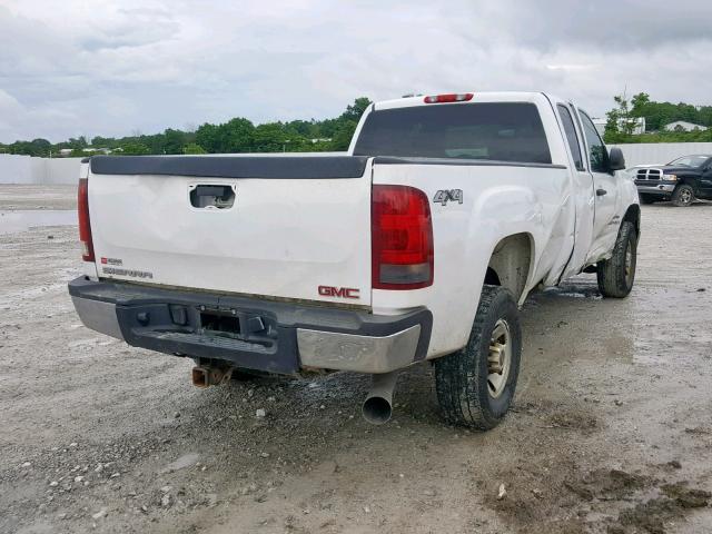 1GTHK796X9E160755 - 2009 GMC SIERRA K35 WHITE photo 4