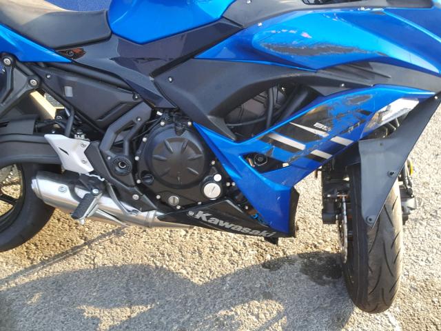 JKAEXEJ14JDA02380 - 2018 KAWASAKI EX650 J BLUE photo 7