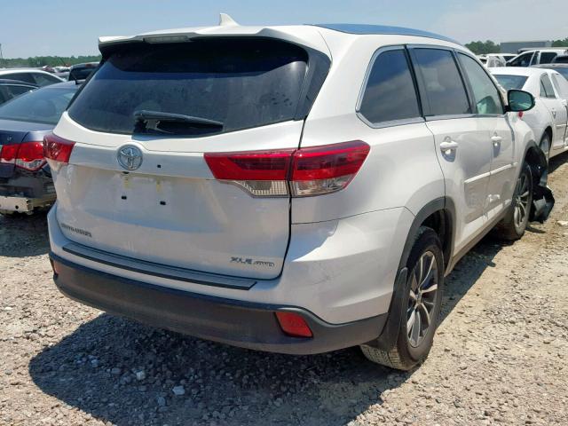 5TDJZRFH4KS571129 - 2019 TOYOTA HIGHLANDER WHITE photo 4