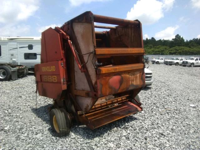 682 - 2005 NEWH HAY BALER RED photo 3