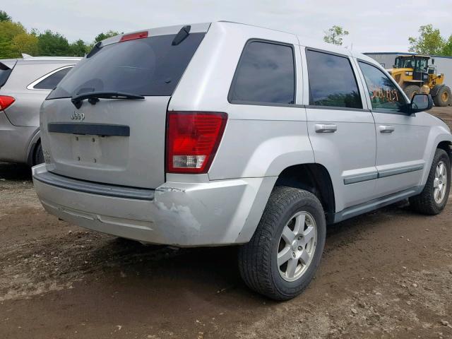 1J8GR48K28C115638 - 2008 JEEP GRAND CHER SILVER photo 4