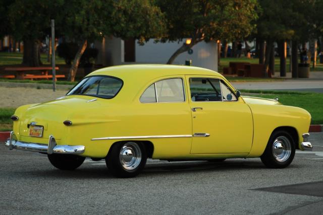 B0BF153263 - 1950 FORD SEDAN YELLOW photo 3