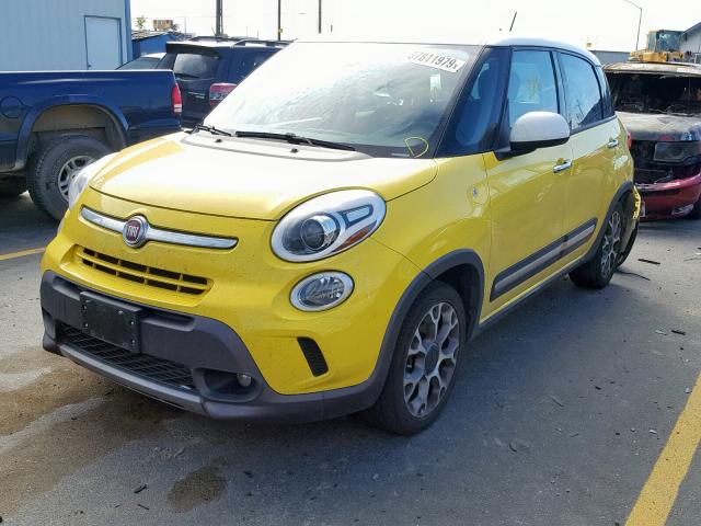 ZFBCFADH9FZ032650 - 2015 FIAT 500L TREKK YELLOW photo 2