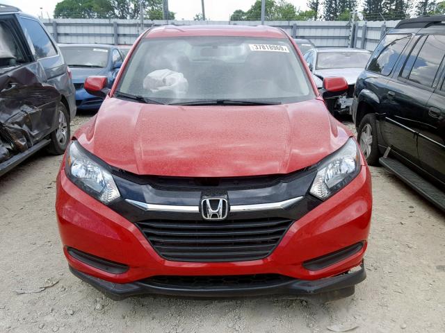 3CZRU5H33JM706539 - 2018 HONDA HR-V LX RED photo 9