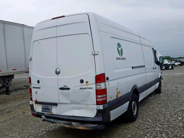 WDYPE8CC0B5511173 - 2011 FREIGHTLINER SPRINTER 2 WHITE photo 4