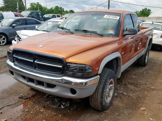 1B7GG22X4YS641006 - 2000 DODGE DAKOTA ORANGE photo 2