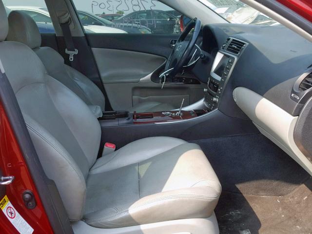 JTHCK262272019528 - 2007 LEXUS IS 250 RED photo 5