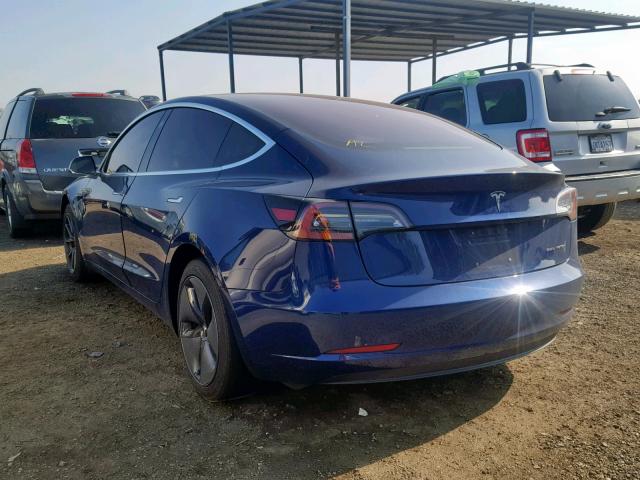 5YJ3E1EB1JF136042 - 2018 TESLA MODEL 3 BLUE photo 3