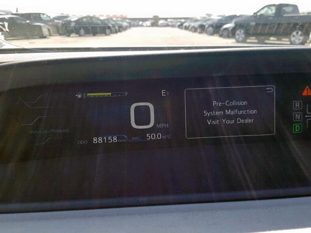 JTDKARFP2H3015754 - 2017 TOYOTA PRIUS PRIM 银色 照片 8