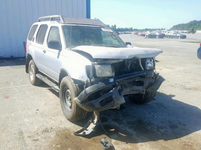 5N1ED28T5YC513030 - 2000 NISSAN XTERRA XE SILVER photo 1