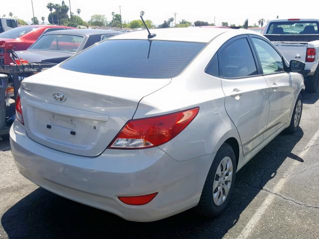 KMHCT4AEXGU000933 - 2016 HYUNDAI ACCENT SE WHITE photo 4