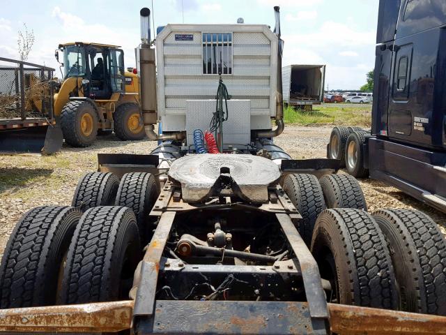 1XKWD69X5XJ794391 - 1999 KENWORTH CONSTRUCTI WHITE photo 6