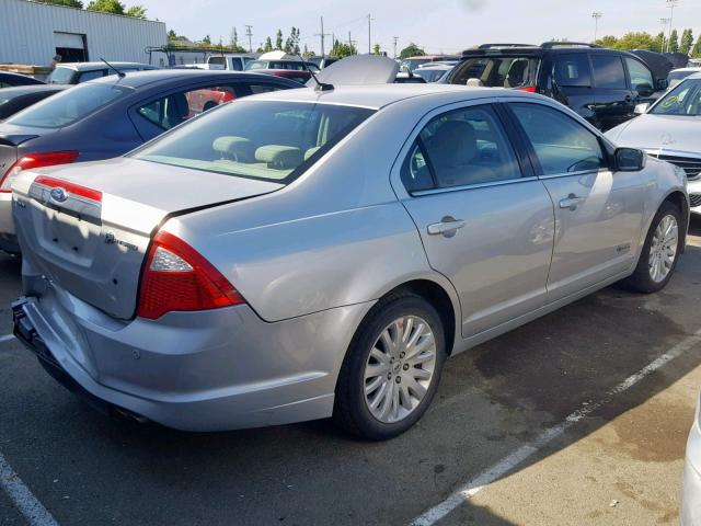 3FADP0L33AR395785 - 2010 FORD FUSION HYB SILVER photo 4