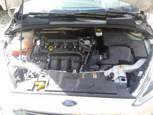 1FADP3N21JL290876 - 2018 FORD FOCUS TITA WHITE photo 7