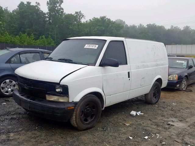 1GCDM19X43B131355 - 2003 CHEVROLET ASTRO WHITE photo 2